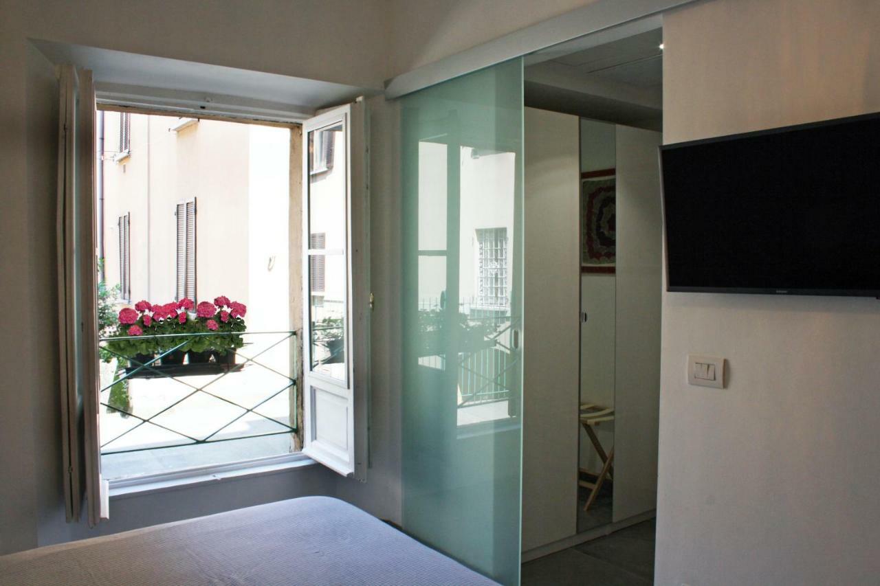 La Marina Di Milano Villa Eksteriør billede