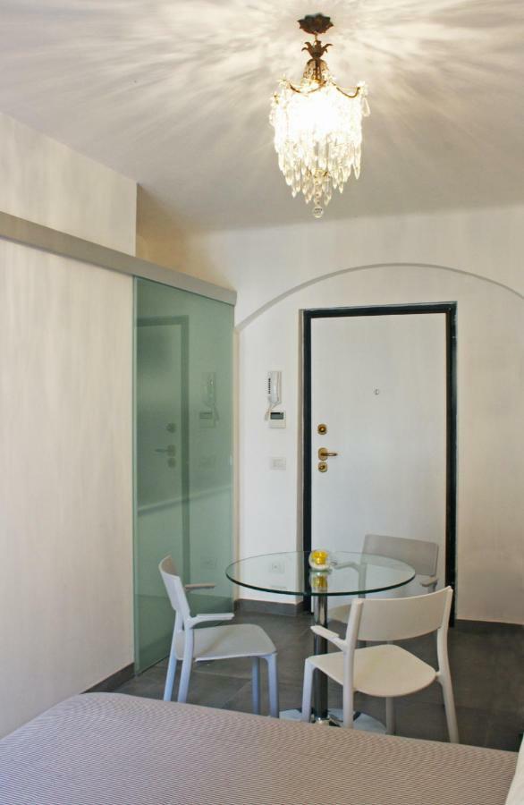 La Marina Di Milano Villa Eksteriør billede